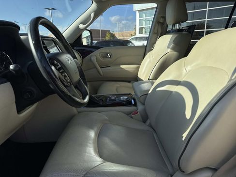 Used 2021 INFINITI QX80 Luxe w/ All-Season Package image 19