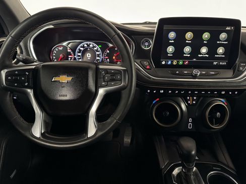 Used 2024 Chevrolet Blazer Premier w/ Enhanced Convenience Package AWD/4WD image 30
