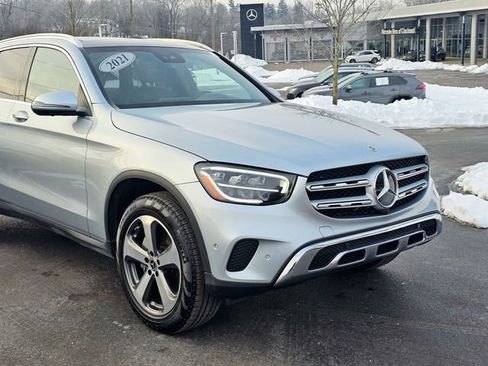 Certified 2021 Mercedes-Benz GLC 300 4MATIC image 2
