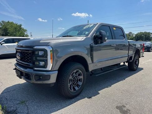 Used 2023 Ford F250 Lariat w/ Lariat Ultimate Package AWD/4WD image 10