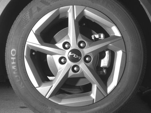 Used 2025 Kia K4 LXS image 13