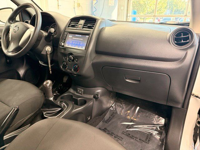Used 2019 Nissan Versa S FWD image 21