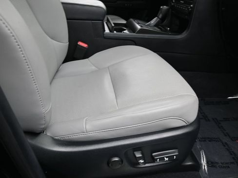 Used 2023 Lexus GX 460 w/ Black Line Special Edition AWD/4WD image 45