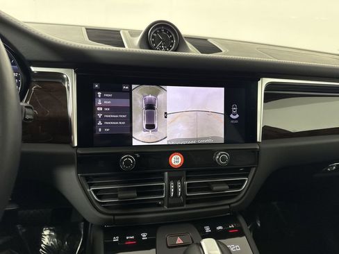 Certified 2024 Porsche Macan S AWD/4WD image 29