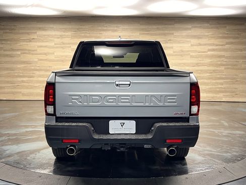 Used 2025 Honda Ridgeline Sport image 10