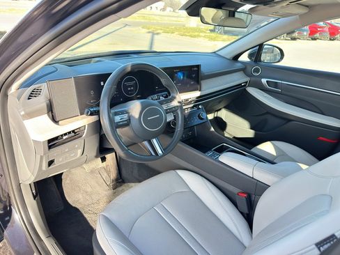 Used 2024 Hyundai Sonata Limited image 13
