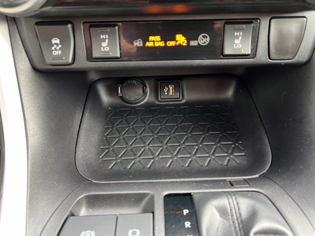Used 2024 Toyota RAV4 XLE w/ Convenience Package AWD/4WD image 20