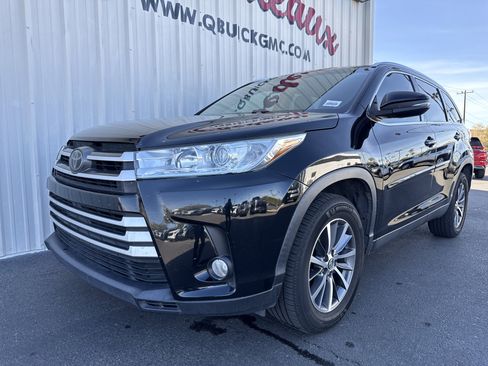 Used 2019 Toyota Highlander XLE image 7