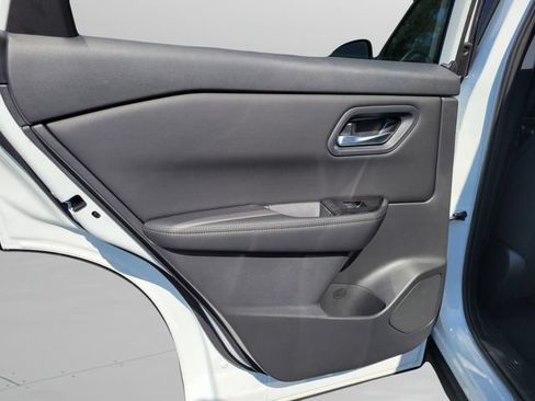New 2026 Nissan Rogue SV AWD/4WD image 10