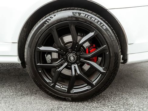 Used 2020 Land Rover Range Rover Sport SVR image 41