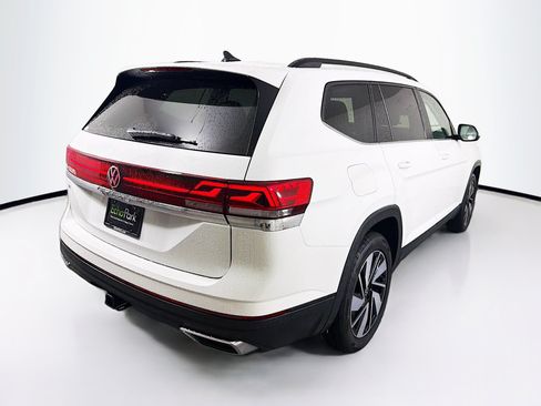 Used 2024 Volkswagen Atlas SE FWD image 9