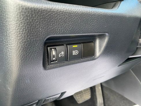 Used 2023 Toyota RAV4 XLE image 16