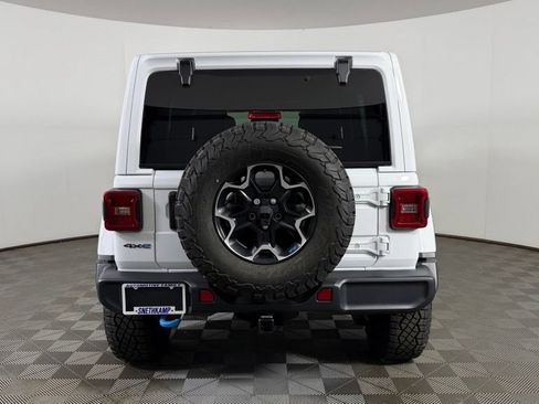 Used 2022 Jeep Wrangler Unlimited Rubicon 4xe AWD/4WD image 7