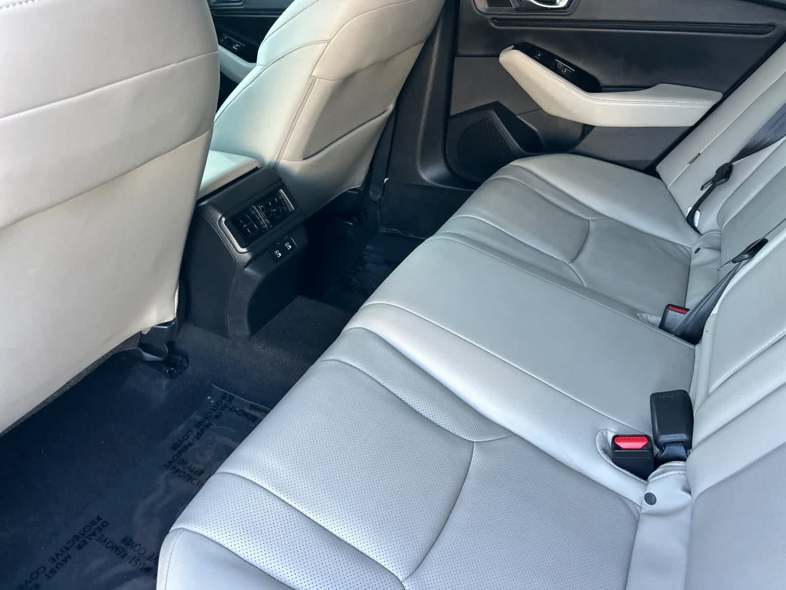 Used 2023 Honda Accord Touring image 5