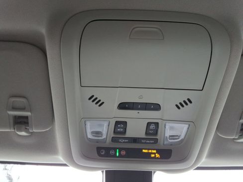Used 2023 GMC Terrain Denali w/ LPO, Floor Liner Package AWD/4WD image 19