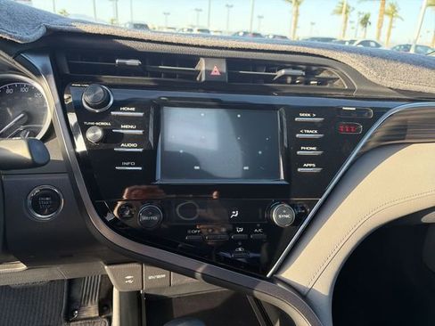 Certified 2018 Toyota Camry XLE image 19