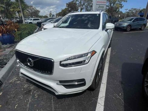 Used 2019 Volvo XC90 T6 Momentum w/ Advanced Package image 1
