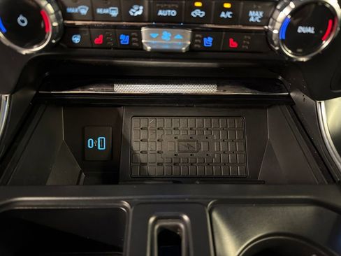 Certified 2024 Ford F150 Raptor AWD/4WD image 14