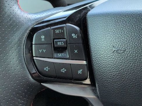 Used 2025 Ford Explorer ST-Line w/ Premium Package AWD/4WD image 26