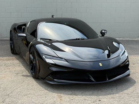 Used 2021 Ferrari SF90 Stradale AWD/4WD image 29