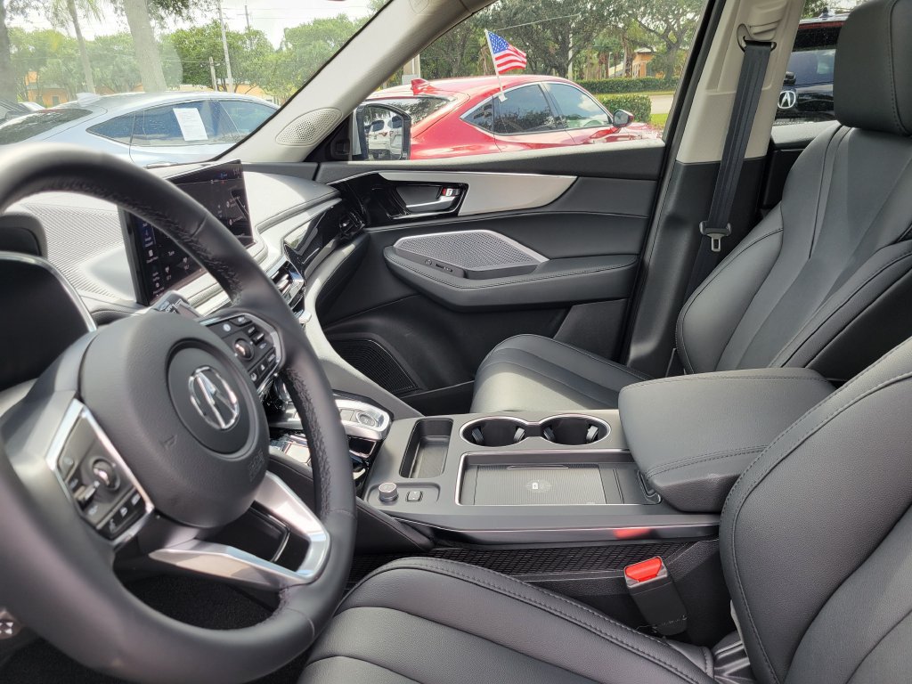 Used 2026 Acura MDX FWD image 17