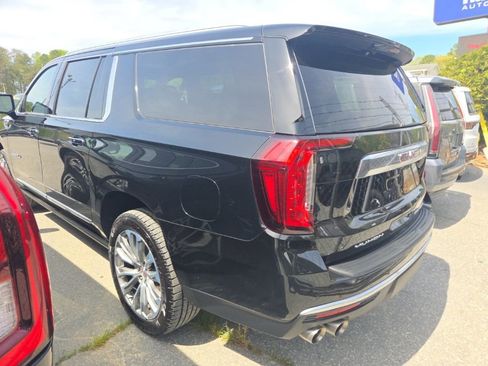 Used 2022 GMC Yukon XL Denali w/ Max Trailering Package image 6