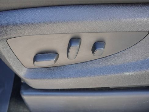 Used 2016 Chevrolet Silverado 2500 LTZ w/ LTZ Plus Package image 24