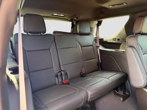 Used 2022 GMC Yukon Denali AWD/4WD image 22