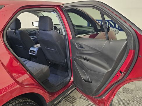 Used 2019 Chevrolet Equinox LT AWD/4WD image 30