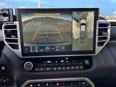 Used 2025 Toyota Tundra Platinum image 17