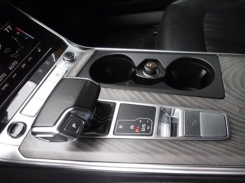 Used 2024 Audi A6 Premium Plus image 25