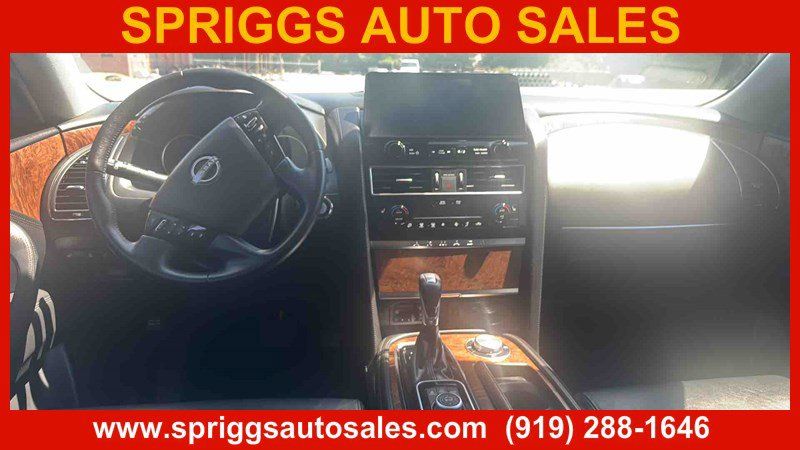 Used 2024 Nissan Armada SL w/ Captain's Chairs Package AWD/4WD image 4