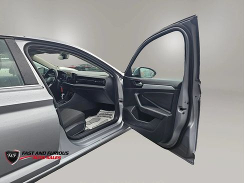 Used 2025 Volkswagen Jetta S FWD image 11