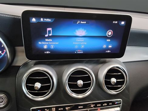 Used 2023 Mercedes-Benz GLC 300 4MATIC Coupe image 24