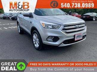 Used 2017 Ford Escape SE w/ SE Cold Weather Package image 1