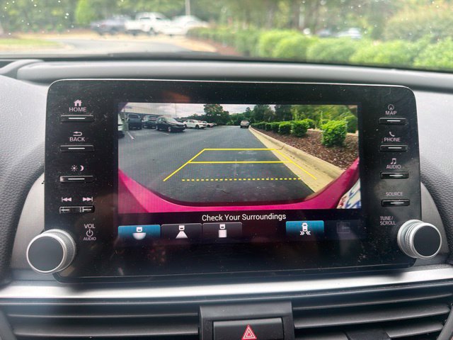Used 2021 Honda Accord Touring image 13