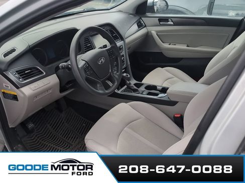 Used 2017 Hyundai Sonata Sport FWD image 5