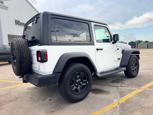 Used 2023 Jeep Wrangler Sport AWD/4WD image 11