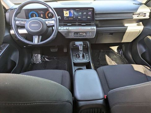 Used 2024 Hyundai Kona SEL image 14