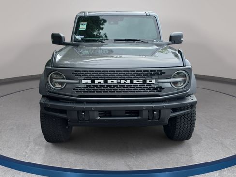 Used 2025 Ford Bronco Badlands AWD/4WD image 2