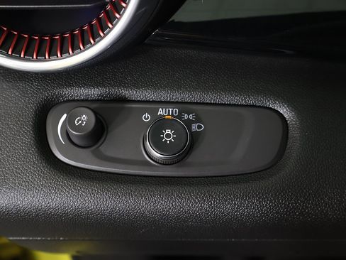 Used 2024 Chevrolet Trax RS image 35