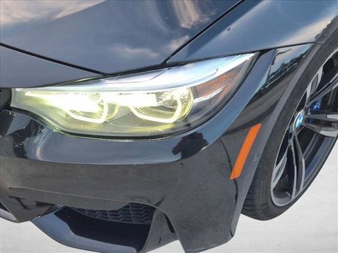 Used 2018 BMW M4 Coupe RWD image 10