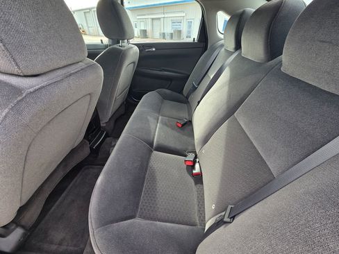 Used 2011 Chevrolet Impala LT image 19