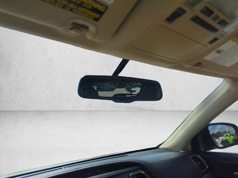 Used 2015 Toyota Highlander XLE FWD image 15