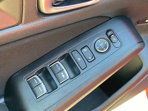 Used 2022 Honda Civic Sport image 12