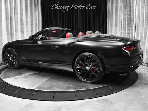 Used 2022 Bentley Continental GT Mulliner image 3