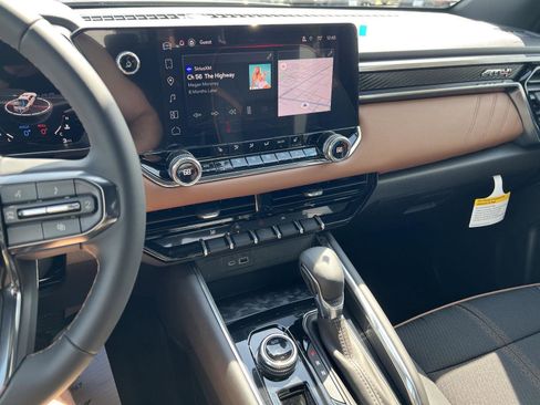 New 2026 GMC Canyon AT4 image 24