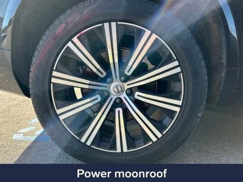 Used 2024 Volvo XC90 B5 Core image 17