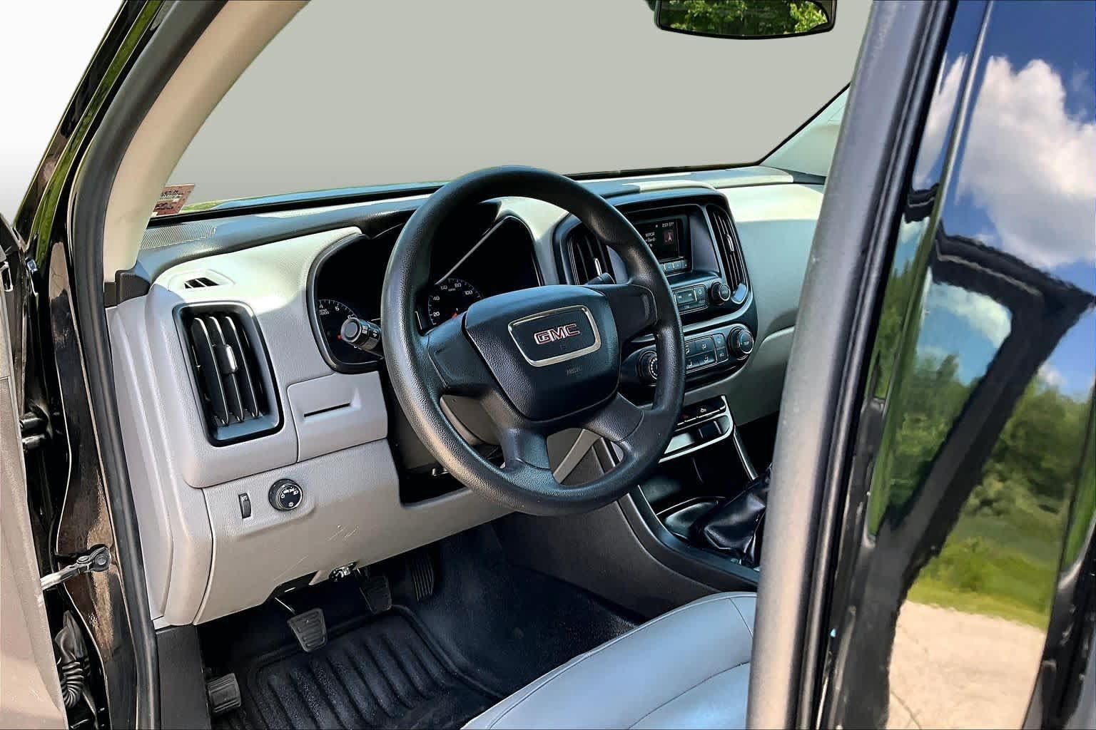 Used 2017 GMC Canyon SL RWD image 18