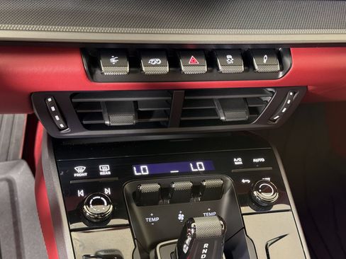 Certified 2026 Porsche 911 Carrera S RWD image 19